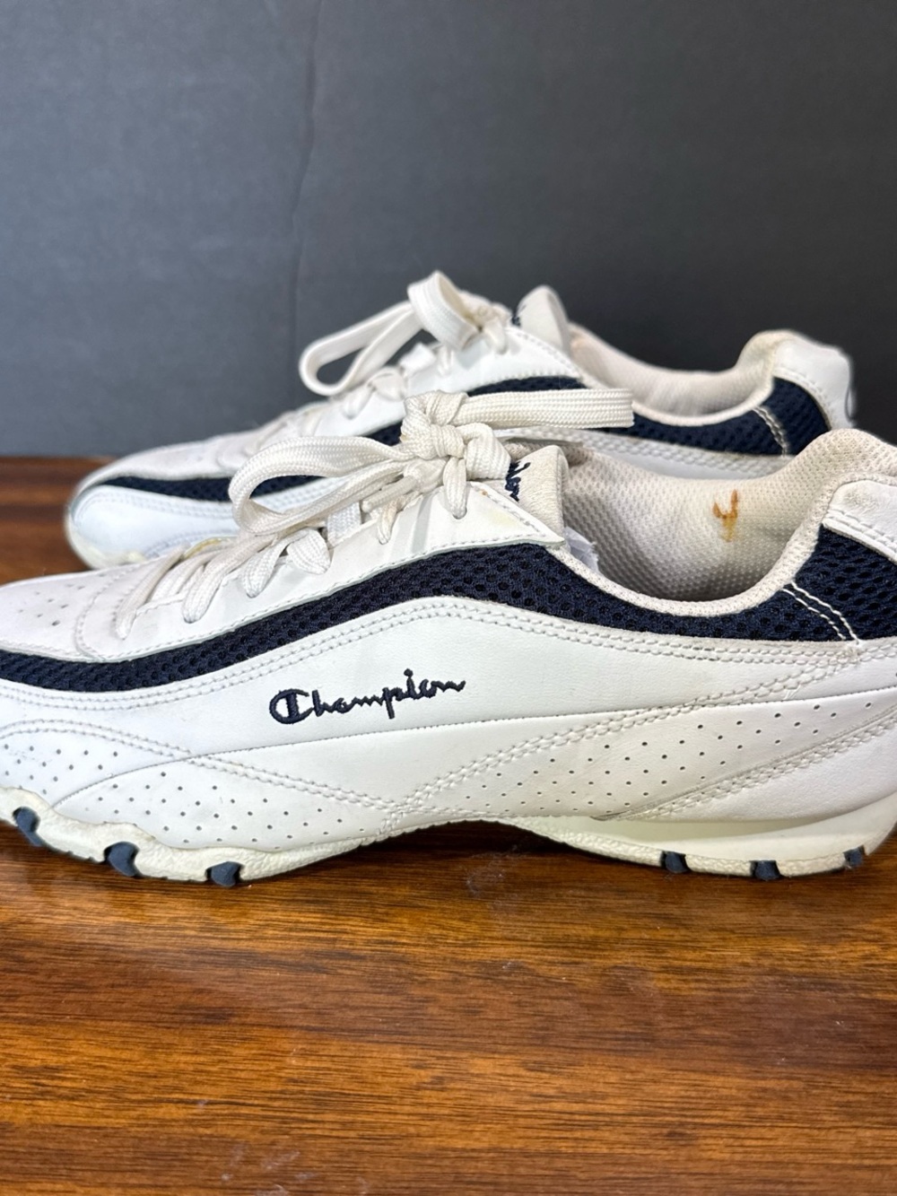 Champion White and Navy Women’s Athletic Sneakers - Classic Casual Shoe, sz 8